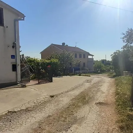 דירה Peaceful Studio פולה